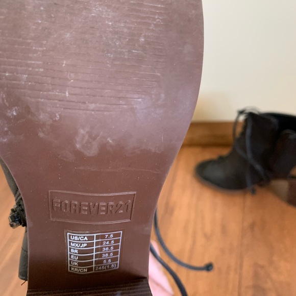 Forever21 booties - Picture 2 of 2